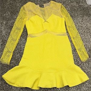 Three Floor Sunny Yellow Dress w/see thru cutout lacy sleeves w/flirty hem SZ 6